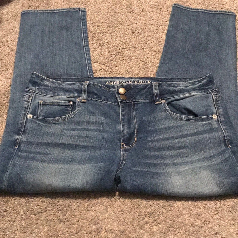 American eagle crop jeans